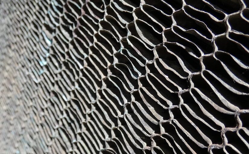 Grid detail of a metal filter